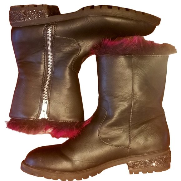 Steve Madden Other - NWOT | Steve Madden | Zip Up | Faux Fox Fur | Black Glitter Heel | Size: 4